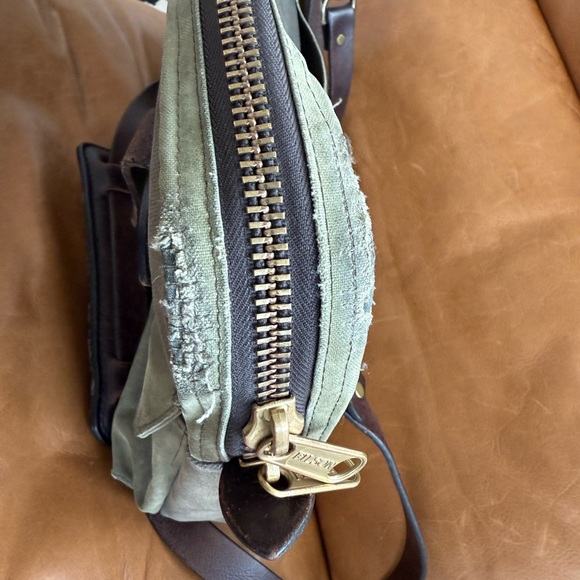 Filson Briefcase - Picture 5 of 9